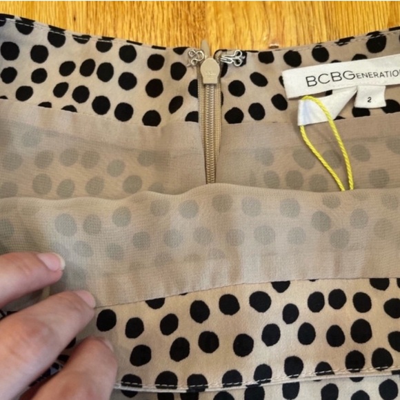 BCBGeneration tan and black speckled mini skirt - Picture 4 of 5